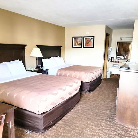 Quality Inn West Branson Esterno foto