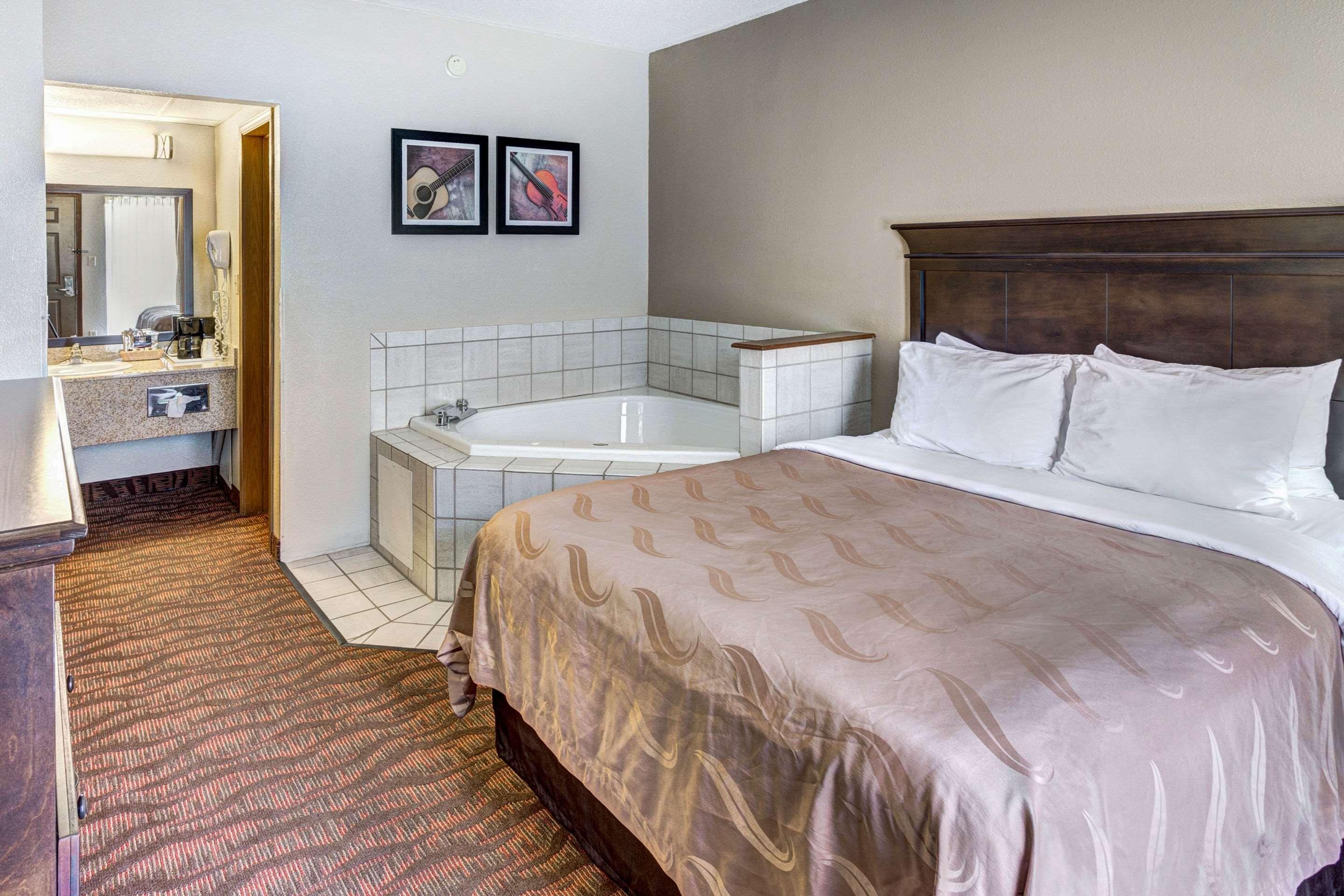 Quality Inn West Branson Esterno foto